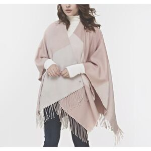 SOIA & KYO Mirel‎ Woven Colorblock Neutral Blush-Toned Fringe Scarfigan Shawl